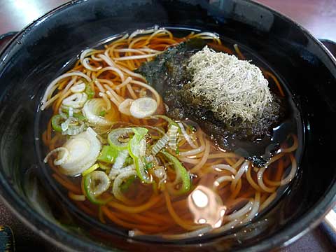 とろろ昆布の下は海苔