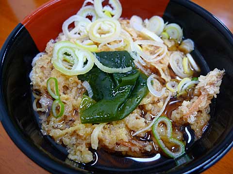 調べてみると製粉会社がやってるようでありますね。